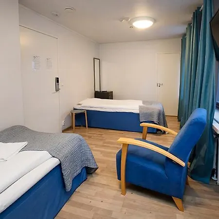 אכסניה Villa Kemi קמי