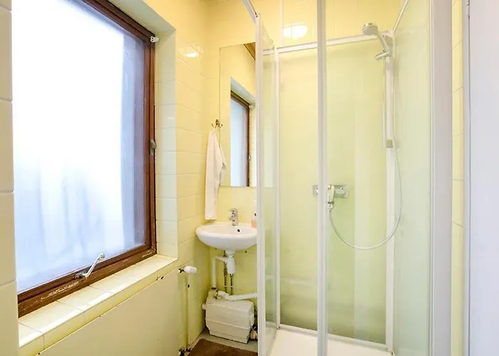 Villa Kemi بيت شباب كيمي